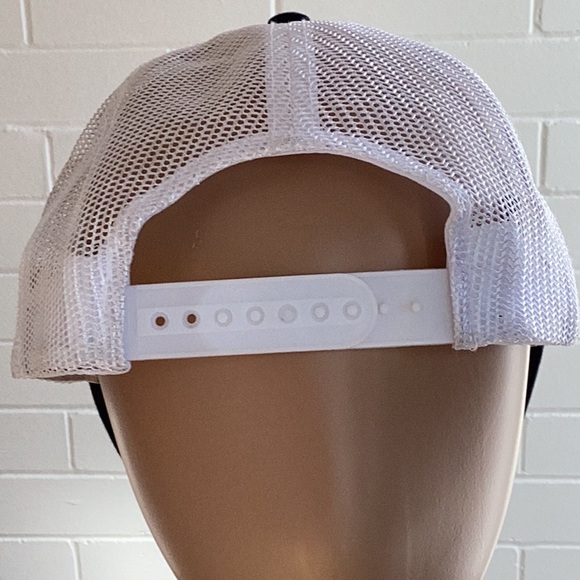 🧢 Hat - Picture 4 of 6